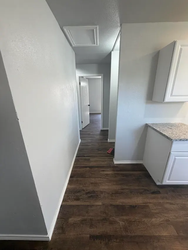 Photo 8 — 1306 61st Street, Lubbock, TX 79412