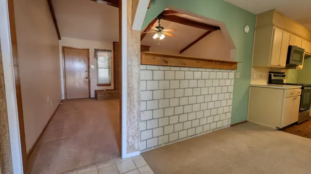 Photo 5 — 5513 Auburn Street, Lubbock, TX 79416