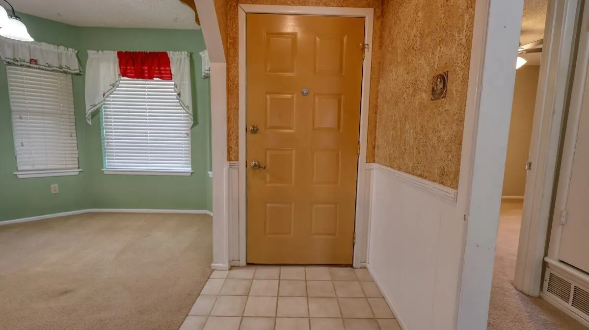 Photo 4 — 5513 Auburn Street, Lubbock, TX 79416