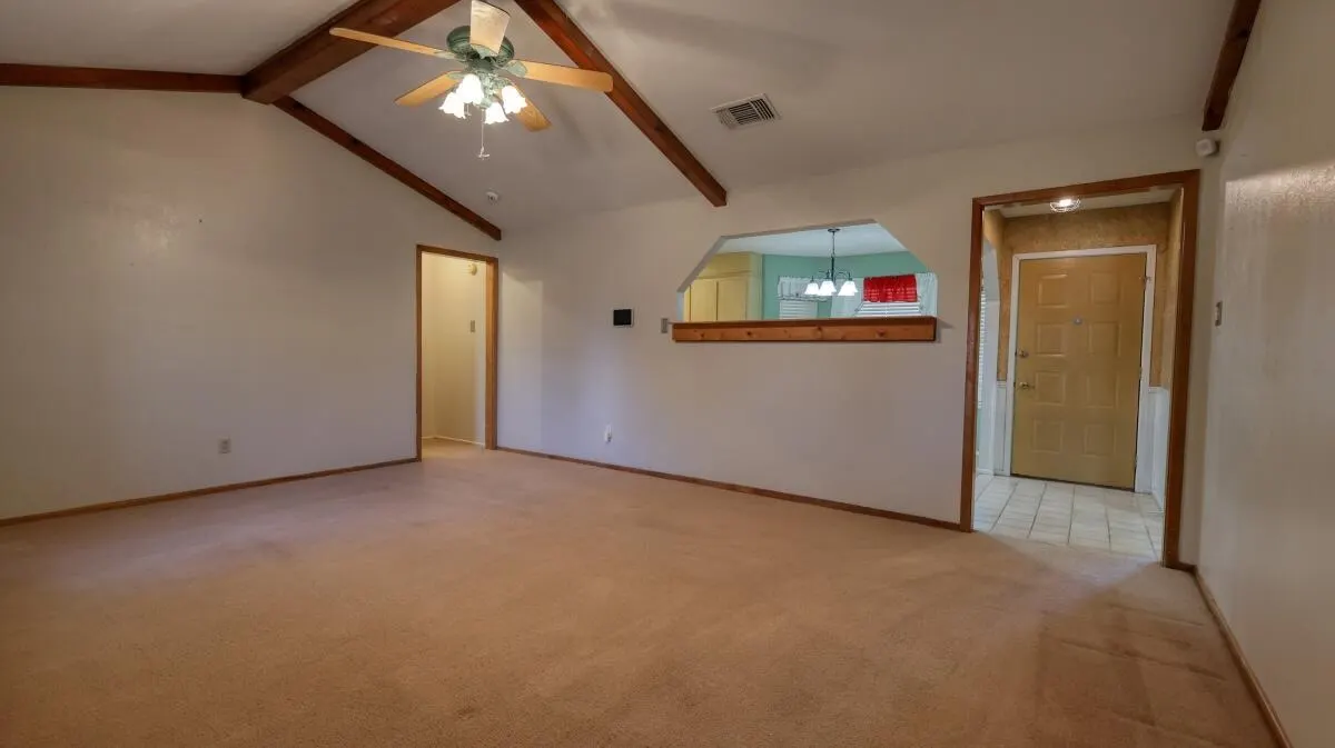 Photo 14 — 5513 Auburn Street, Lubbock, TX 79416