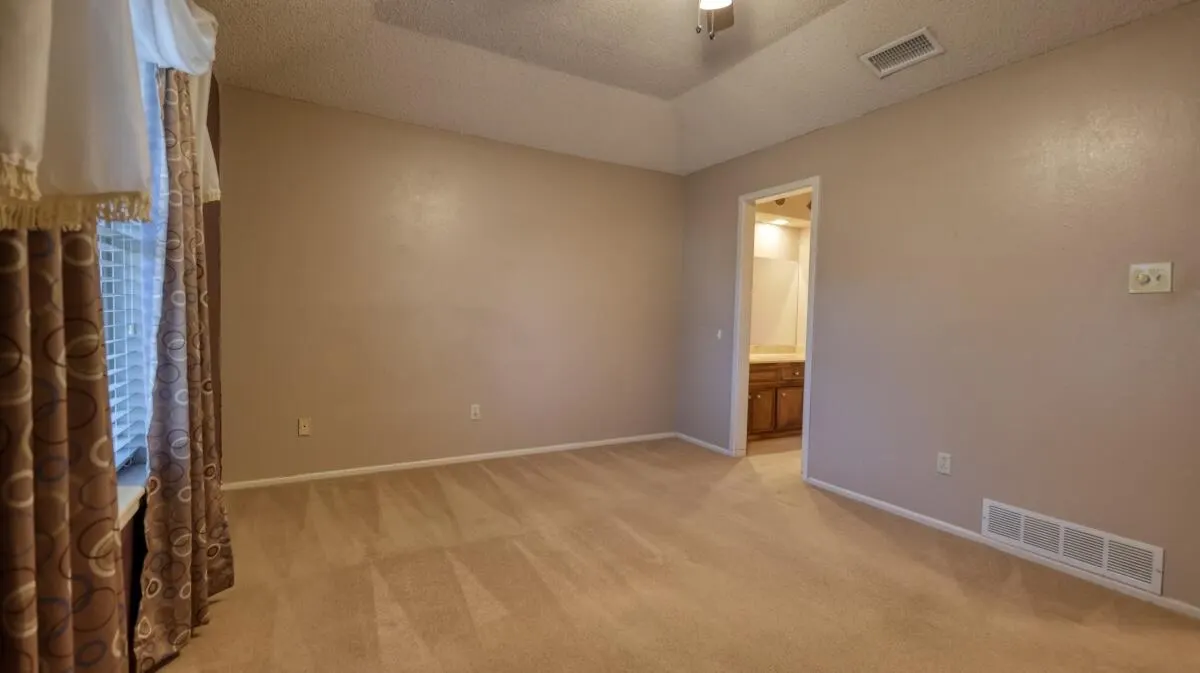 Photo 17 — 5513 Auburn Street, Lubbock, TX 79416