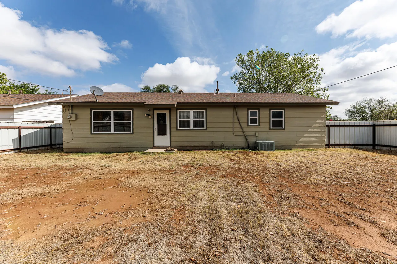 Photo 61 — 5401 23rd Street, Lubbock, TX 79407