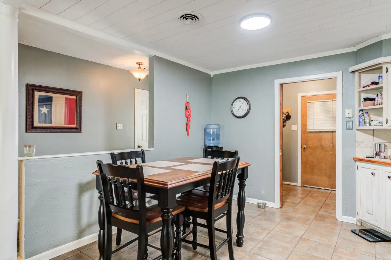 Photo 9 — 2412 N 1st Street, Tahoka, TX 79373