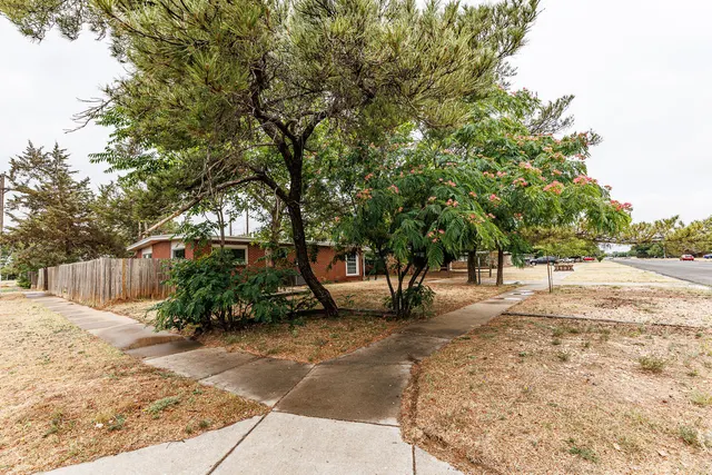Photo 2 — 2801 66th Street, Lubbock, TX 79413