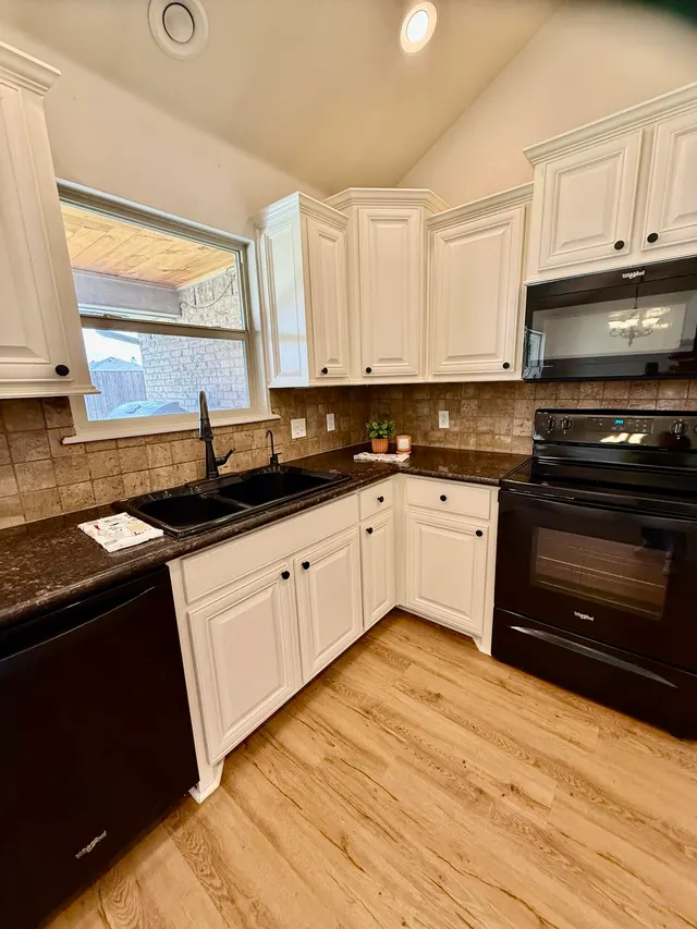 Photo 7 — 5509 105th Street, Lubbock, TX 79424