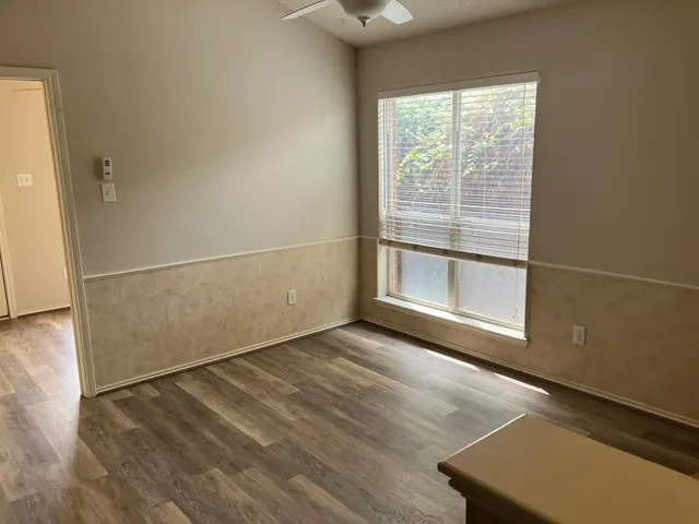 Photo 3 — 503 N Iola Avenue, Lubbock, TX 79416