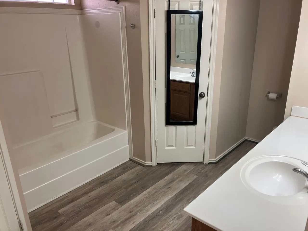 Photo 6 — 503 N Iola Avenue, Lubbock, TX 79416