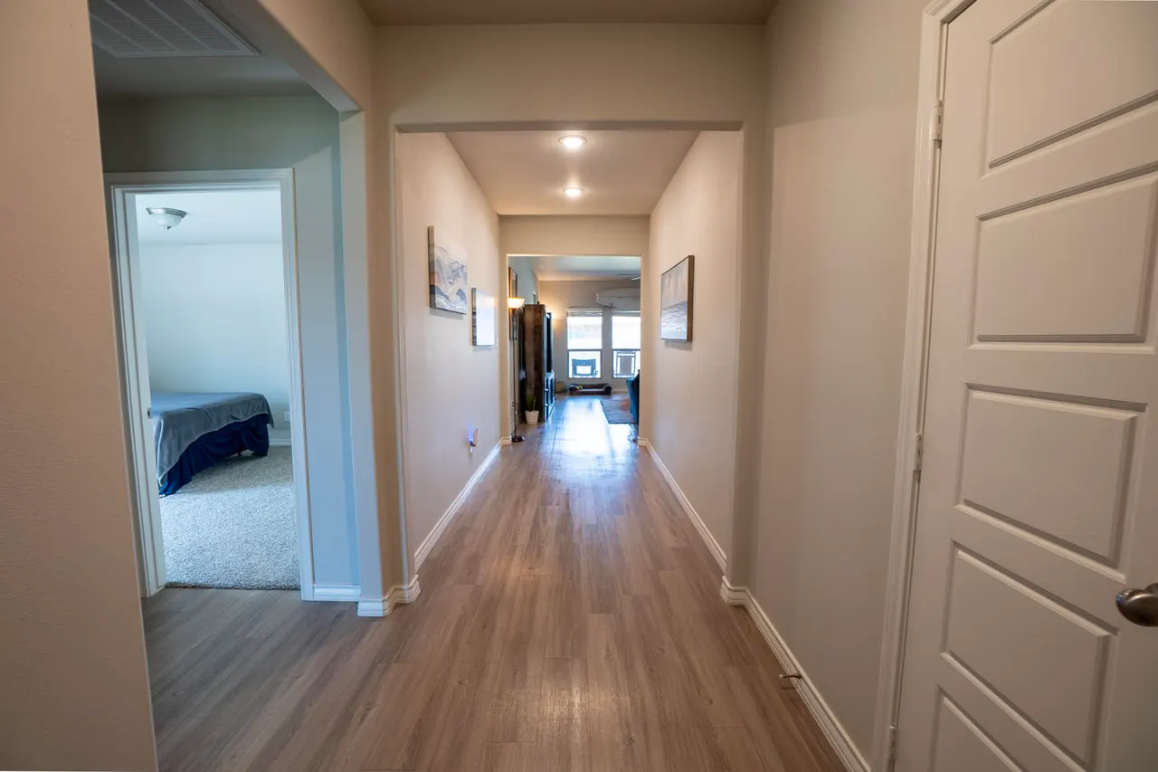 Photo 5 — 7017 24th Street, Lubbock, TX 79407