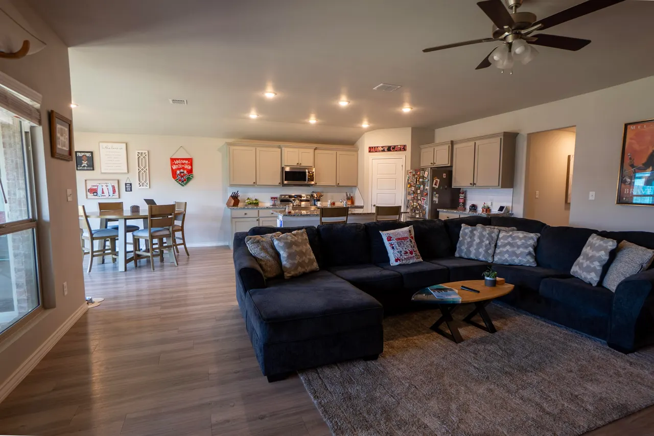 Photo 15 — 7017 24th Street, Lubbock, TX 79407