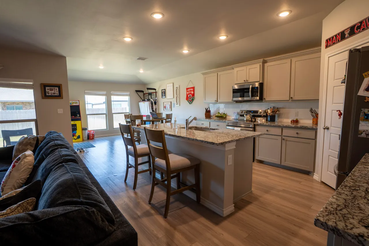 Photo 16 — 7017 24th Street, Lubbock, TX 79407