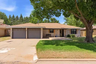 Sold home at 107 E 26th Street