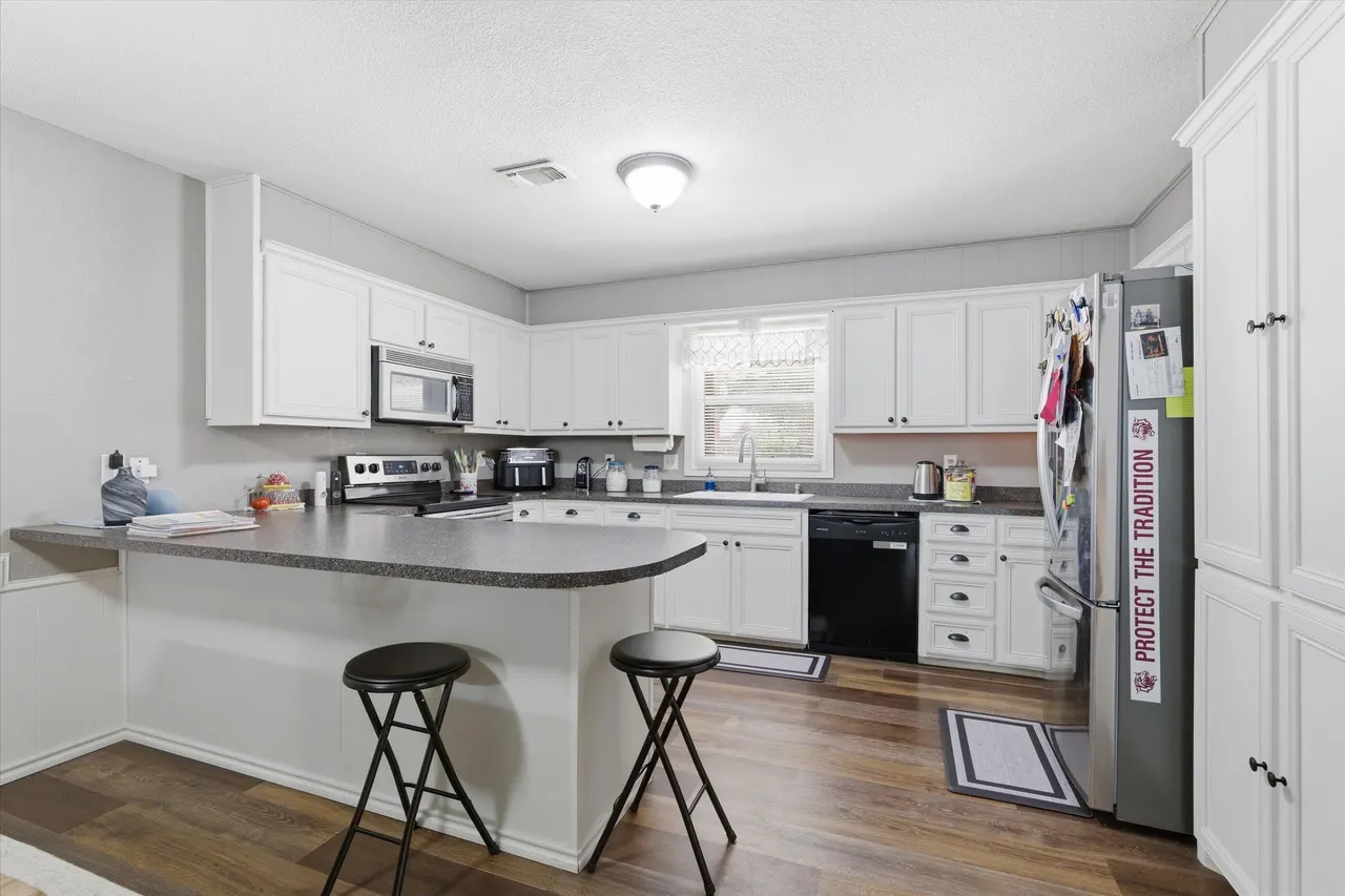 Photo 10 — 107 E 26th Street, Littlefield, TX 79339