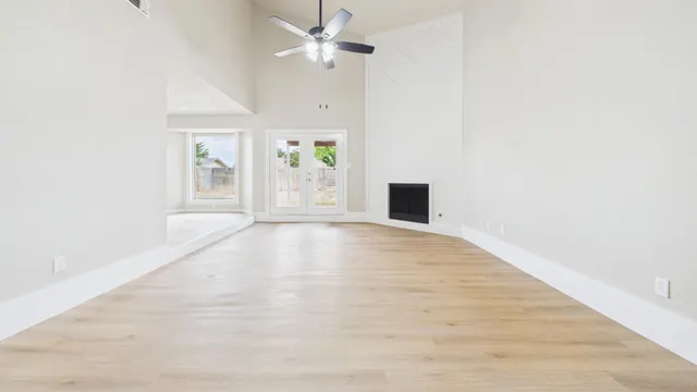 Photo 2 — 6142 37th Street, Lubbock, TX 79407
