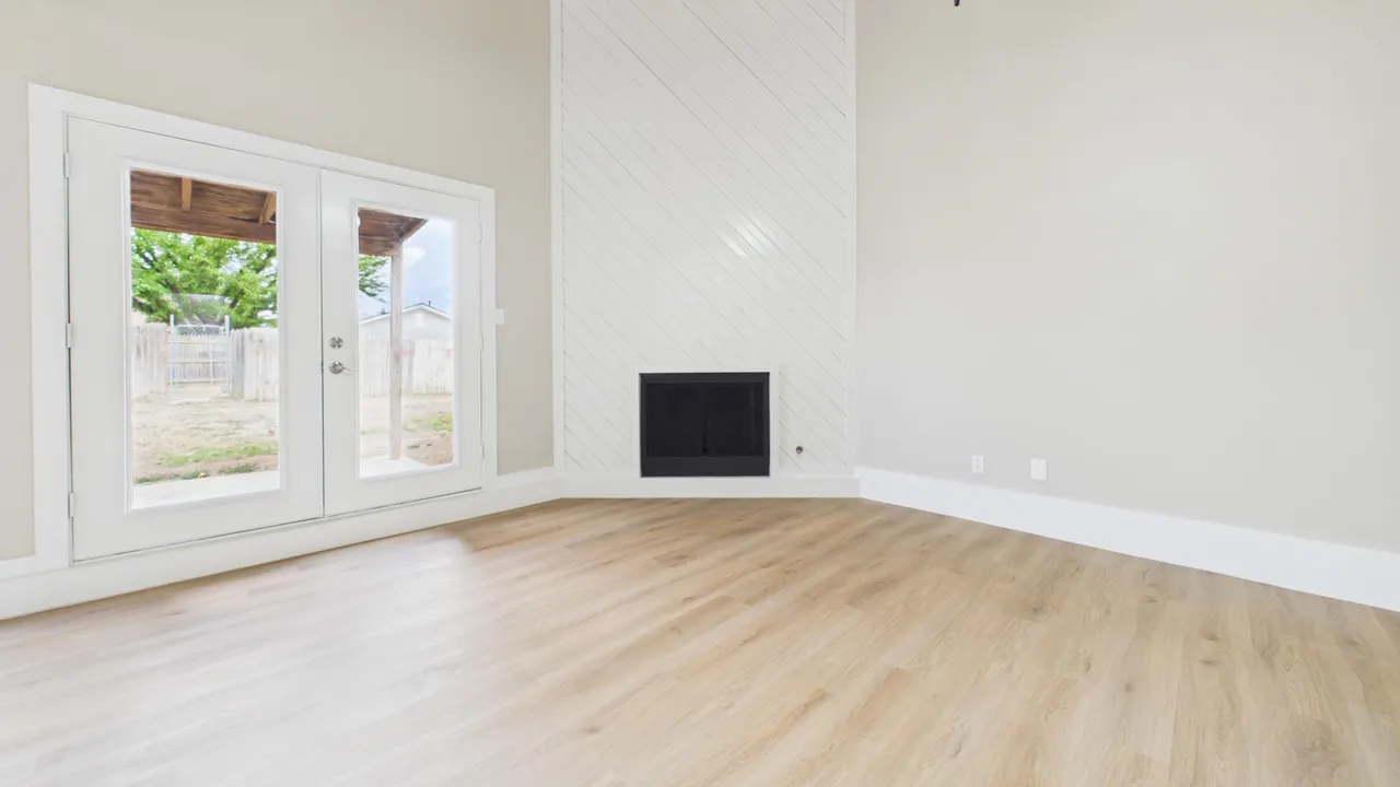 Photo 3 — 6142 37th Street, Lubbock, TX 79407