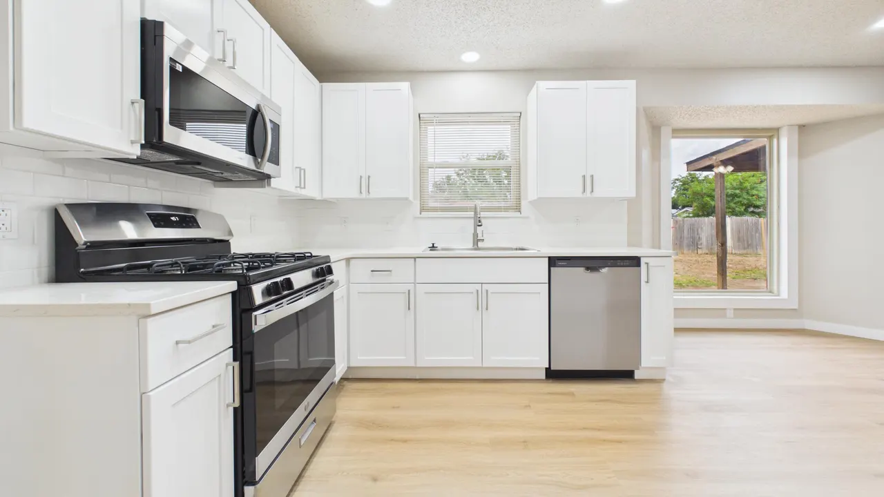 Photo 7 — 6142 37th Street, Lubbock, TX 79407