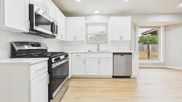 Photo 7 — 6142 37th Street, Lubbock, TX 79407