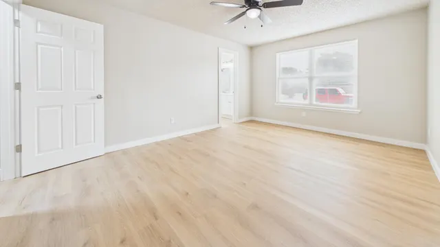Photo 8 — 6142 37th Street, Lubbock, TX 79407
