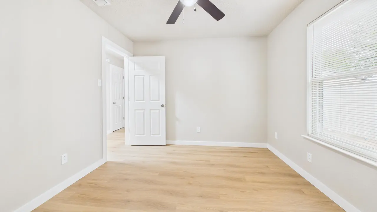 Photo 16 — 6142 37th Street, Lubbock, TX 79407
