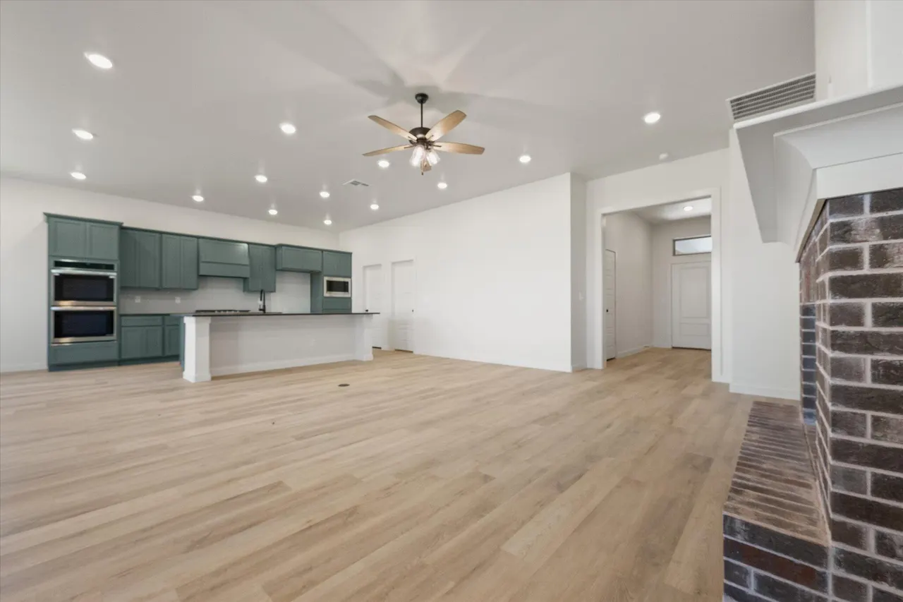 Photo 8 — 12002 Justice Avenue, Lubbock, TX 79424