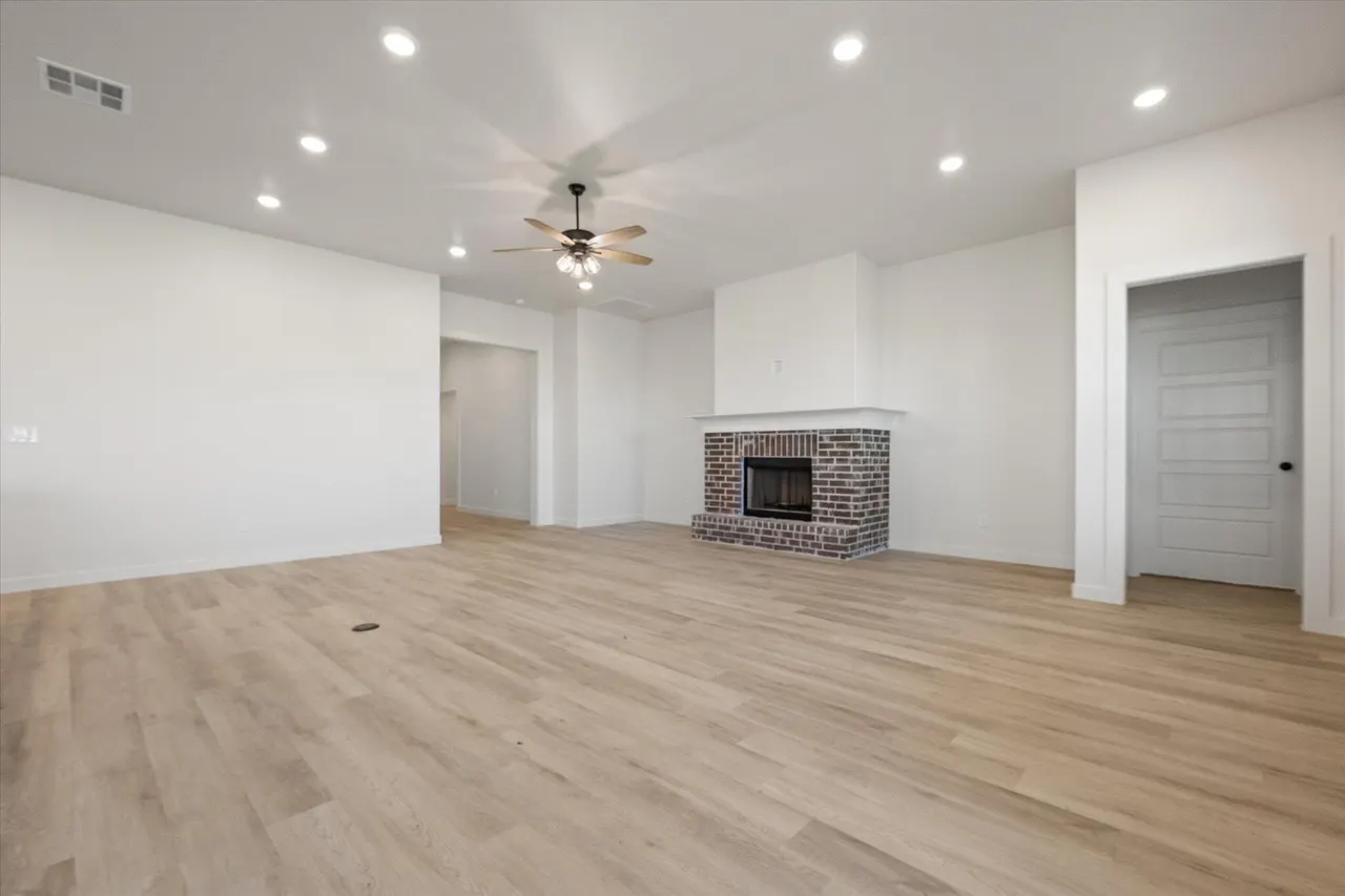 Photo 9 — 12002 Justice Avenue, Lubbock, TX 79424