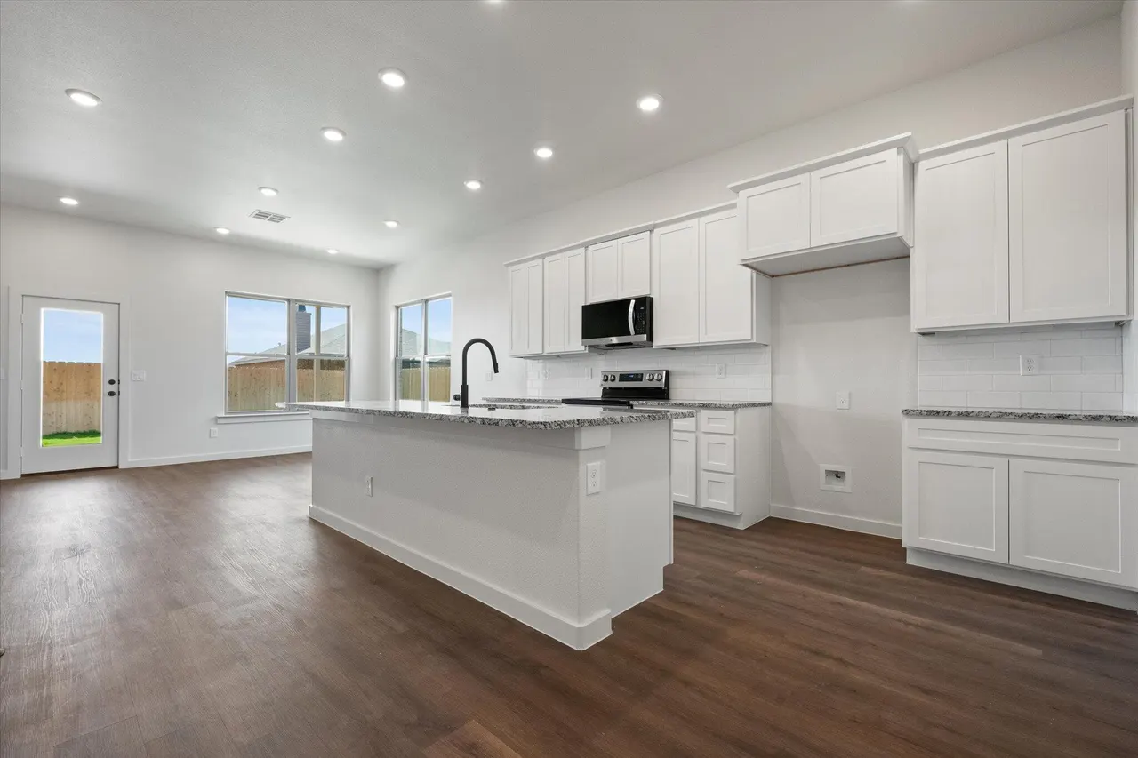 Photo 11 — 12003 Justice Avenue, Lubbock, TX 79424