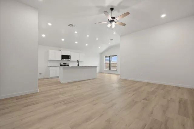 Photo 5 — 12005 Justice Avenue, Lubbock, TX 79424