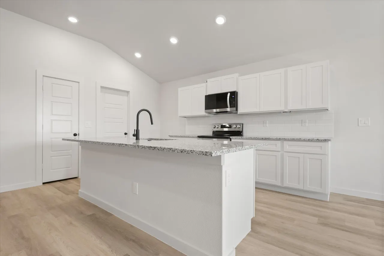 Photo 11 — 12005 Justice Avenue, Lubbock, TX 79424