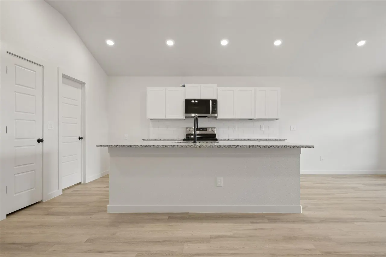 Photo 9 — 12005 Justice Avenue, Lubbock, TX 79424