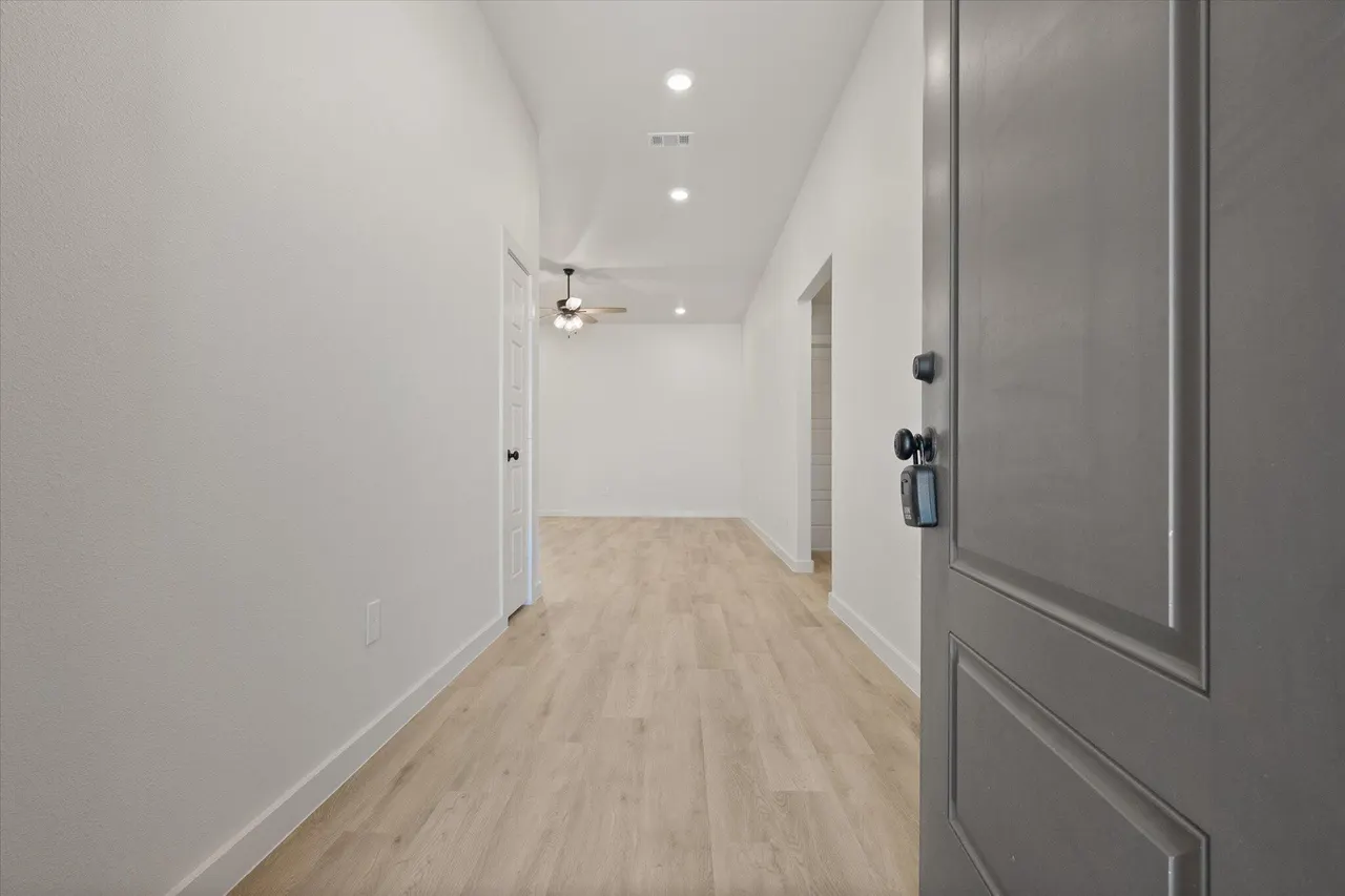 Photo 4 — 12005 Justice Avenue, Lubbock, TX 79424
