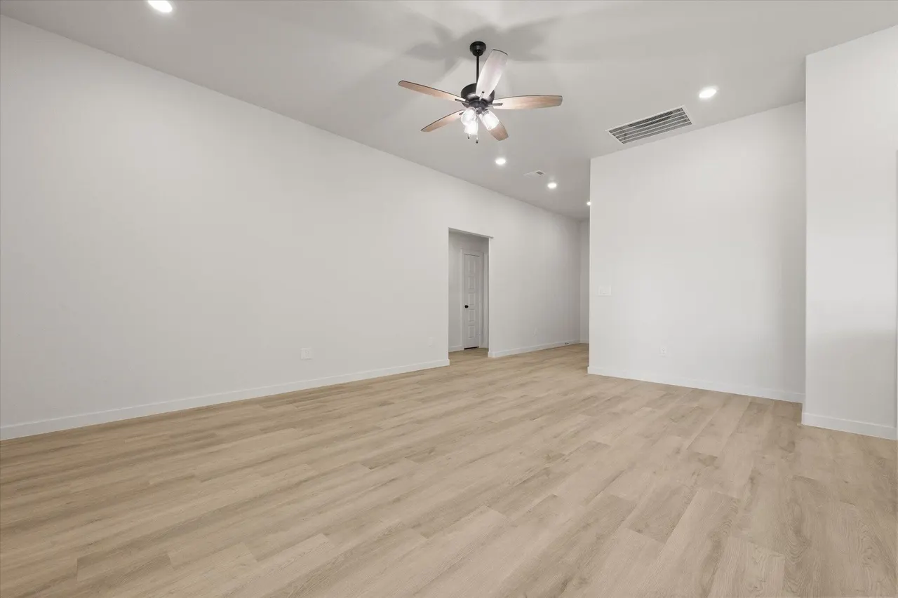 Photo 7 — 12005 Justice Avenue, Lubbock, TX 79424