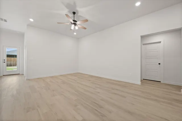Photo 6 — 12005 Justice Avenue, Lubbock, TX 79424