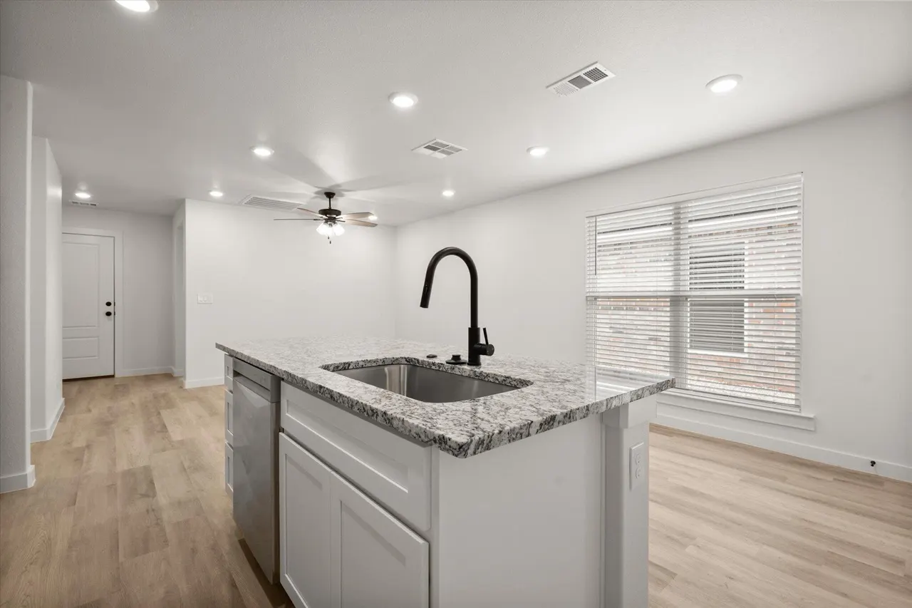Photo 12 — 13813 Fremont Avenue, Lubbock, TX 79423