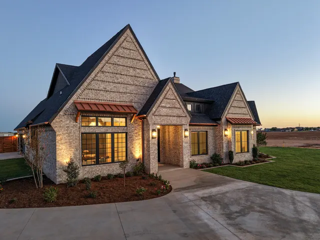 Photo 3 — 2901 151st Street, Lubbock, TX 79423