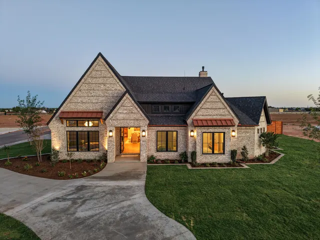 Photo 2 — 2901 151st Street, Lubbock, TX 79423