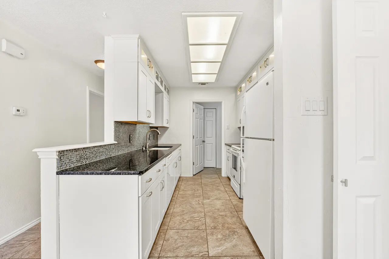 Photo 9 — 5221 84th Street, Lubbock, TX 79424