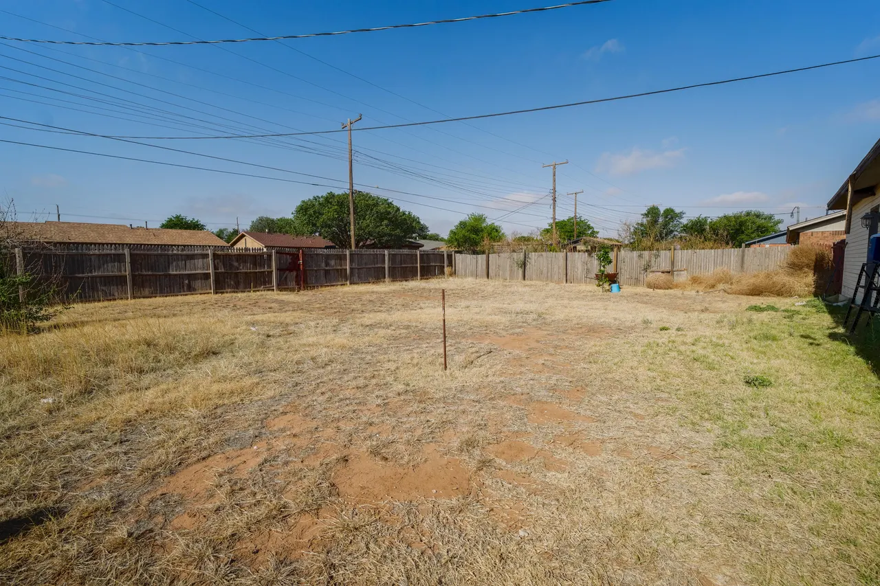 Photo 14 — 4701 Marshall Street, Lubbock, TX 79416