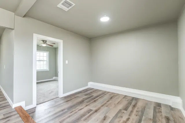 Photo 7 — 918 E Rice Street, Lubbock, TX 79403