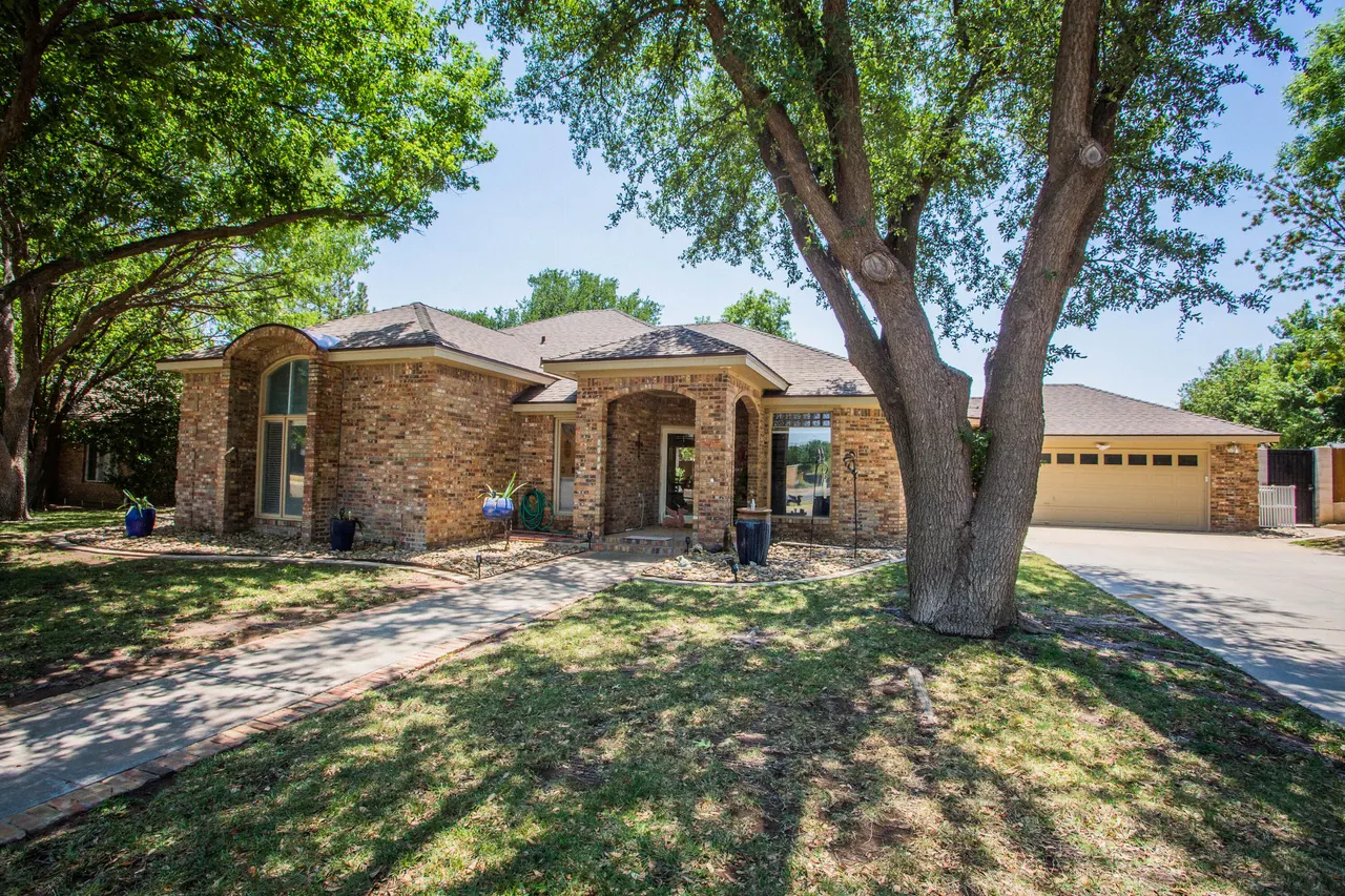 Photo 3 — 4117 86th Street, Lubbock, TX 79423