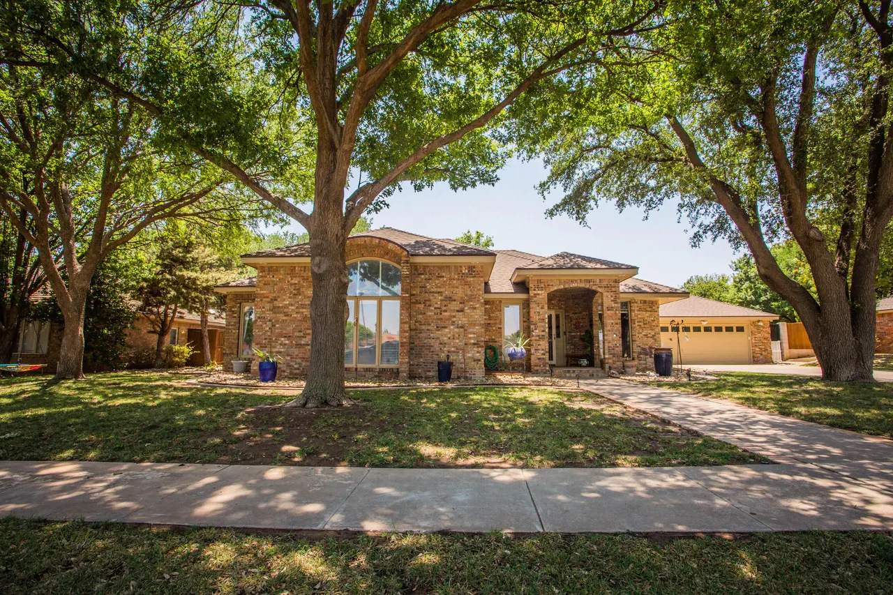 Photo 2 — 4117 86th Street, Lubbock, TX 79423