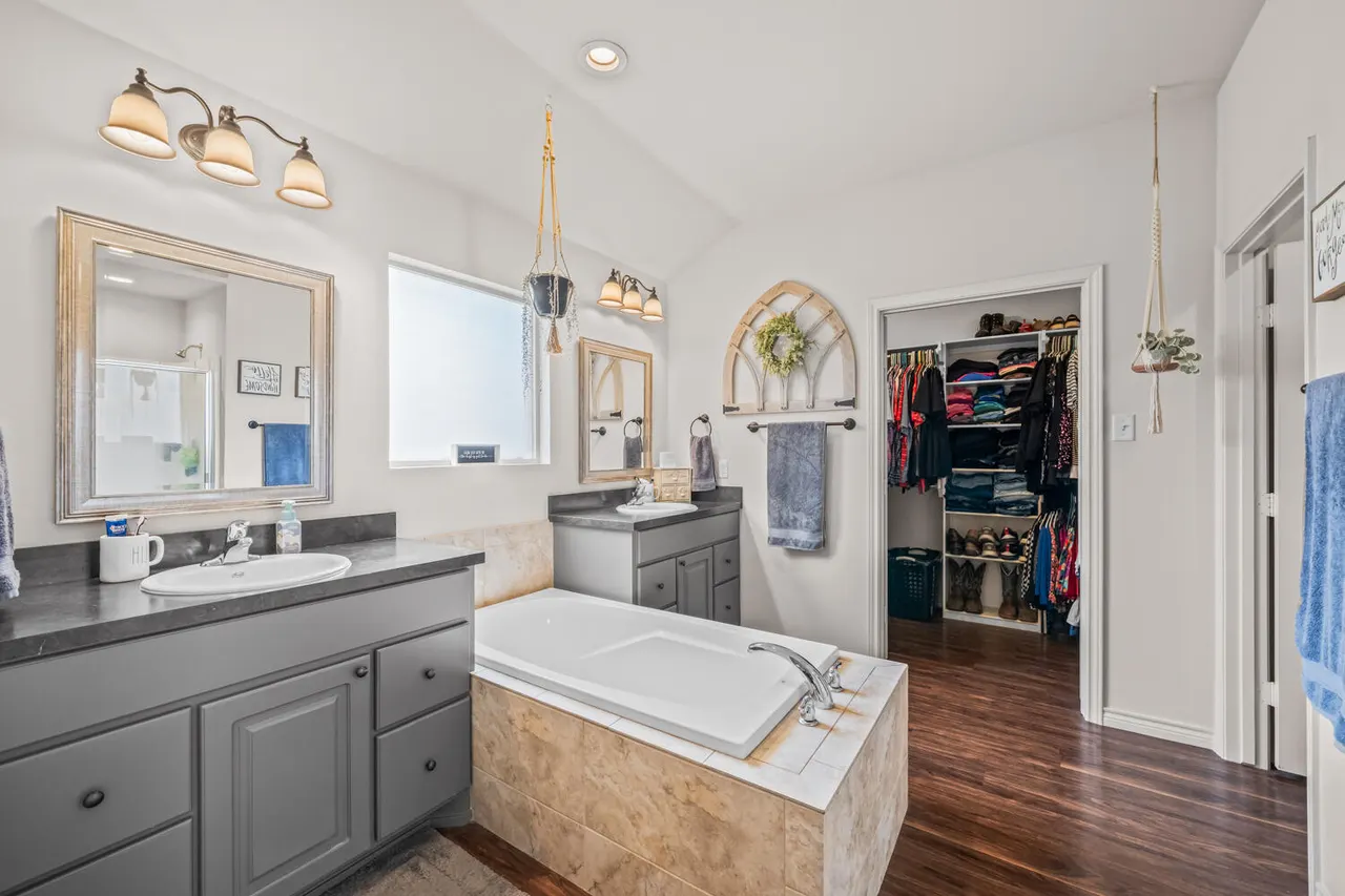 Photo 18 — 1208 79th Street, Lubbock, TX 79423