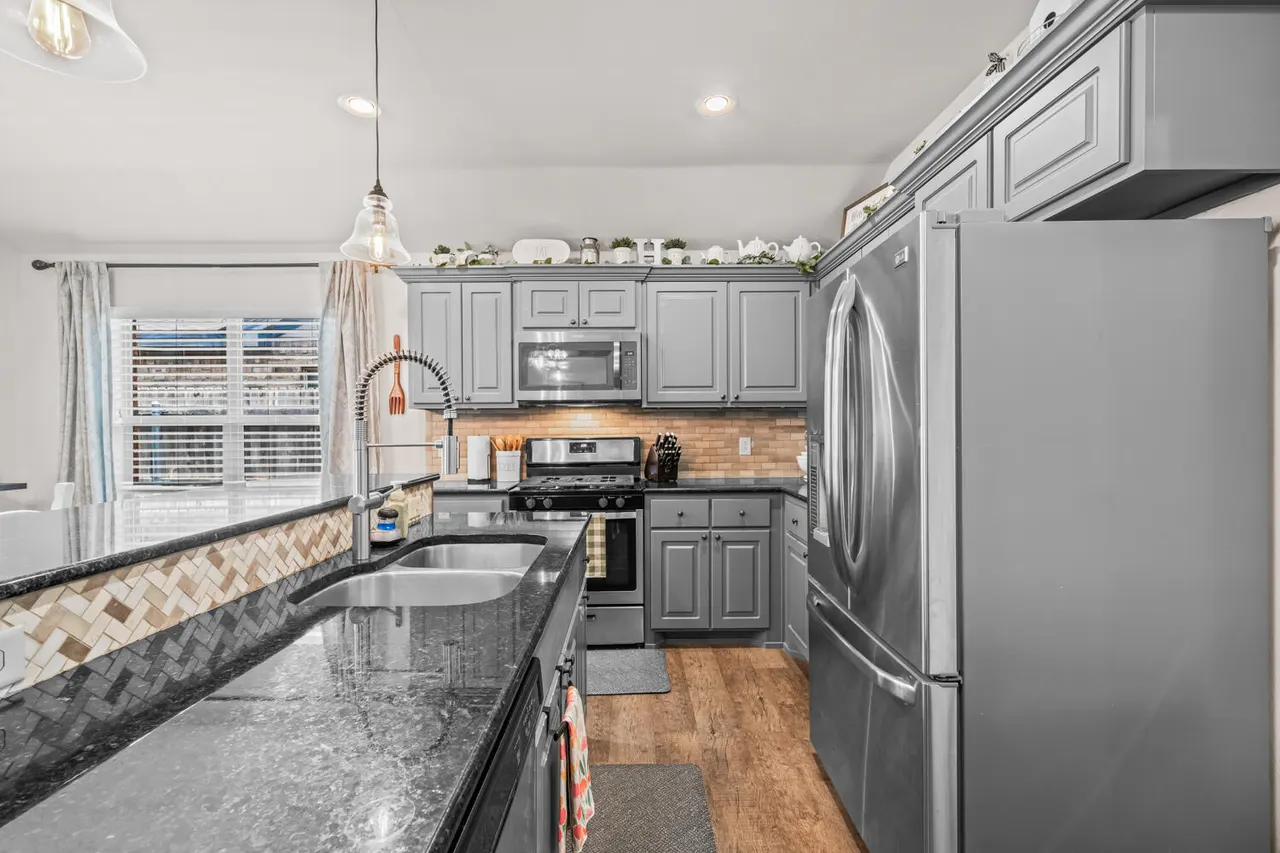 Photo 9 — 1208 79th Street, Lubbock, TX 79423