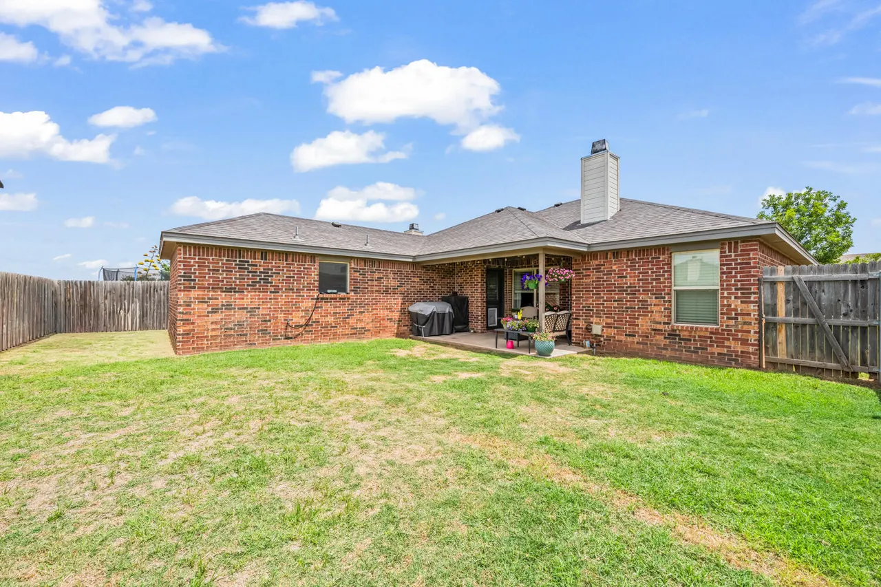 Photo 26 — 1208 79th Street, Lubbock, TX 79423