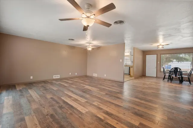 Photo 8 — 1202 Green Avenue, Wilson, TX 79381