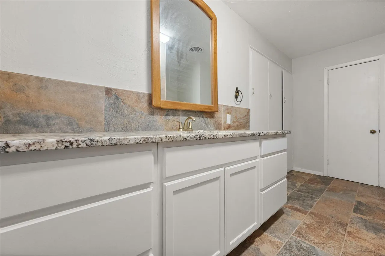 Photo 28 — 1202 Green Avenue, Wilson, TX 79381