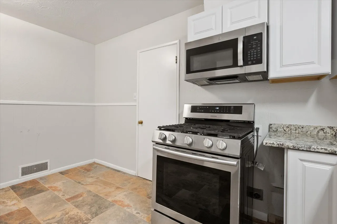 Photo 13 — 1202 Green Avenue, Wilson, TX 79381