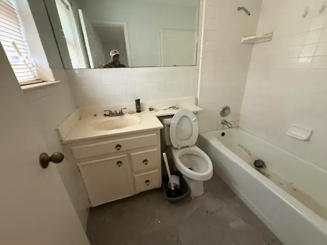 Photo 5 — 5540 17th Place, Lubbock, TX 79416