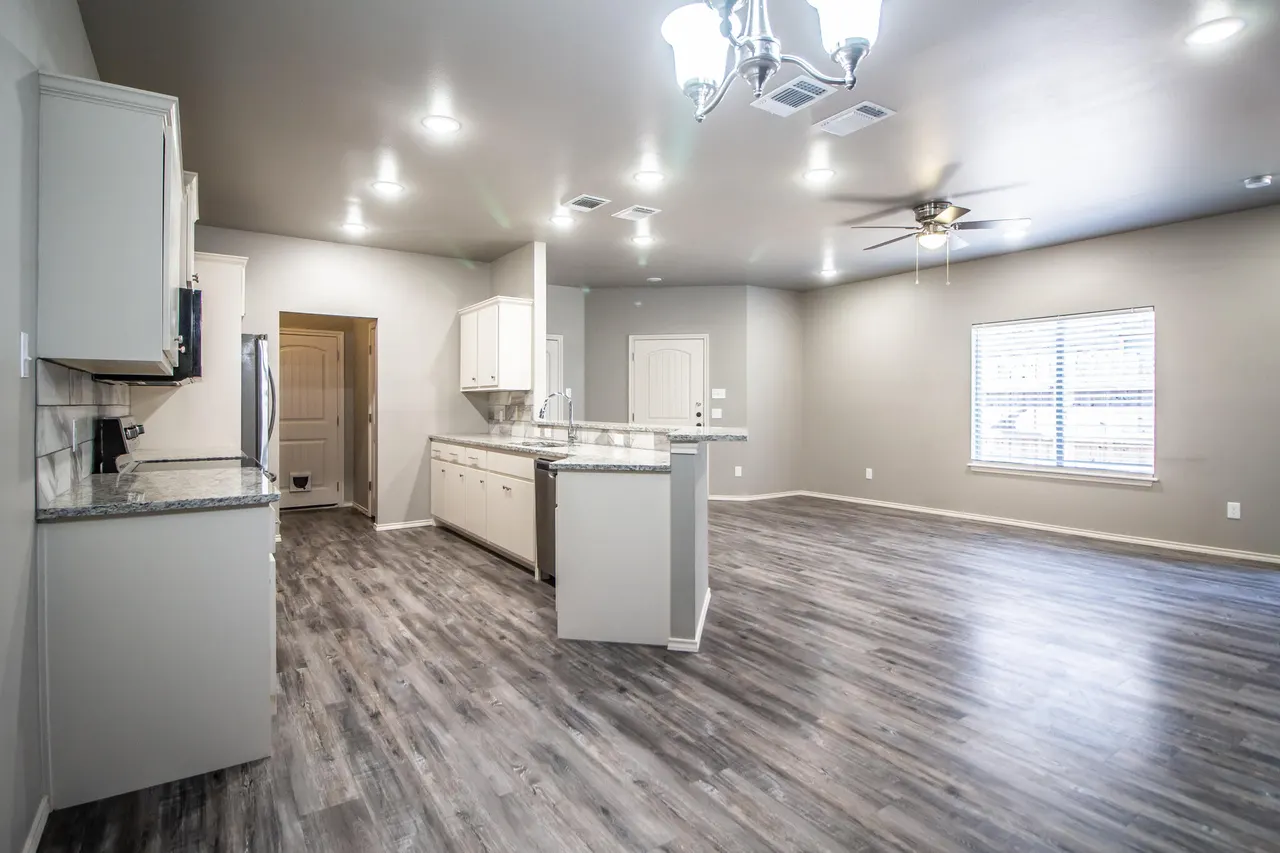 Photo 6 — 1113 Preston Trail, Wolfforth, TX 79382