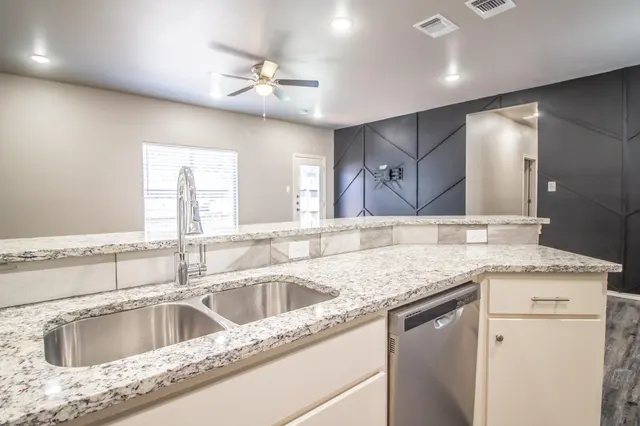 Photo 8 — 1113 Preston Trail, Wolfforth, TX 79382
