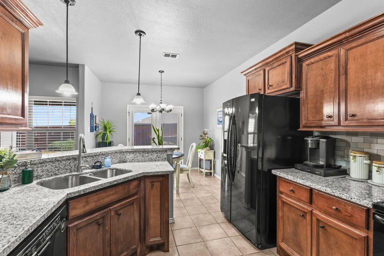 Photo 12 — 6216 101st Place, Lubbock, TX 79424