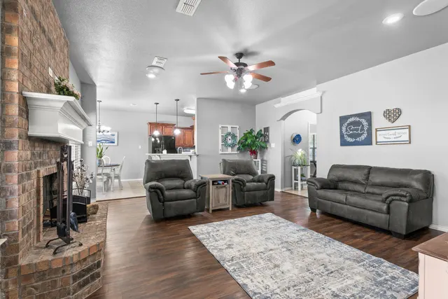 Photo 7 — 6216 101st Place, Lubbock, TX 79424
